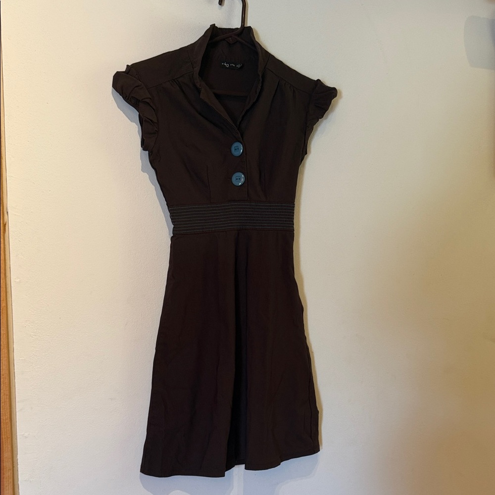 Elegant Brown Dress with Button Detail